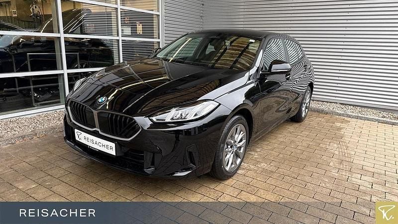 Schwarz Neu 2025 BMW 120 Kleinwagen | 30.990 € (Superpreis) - Bild 1/4
