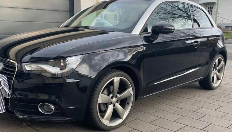 Gebraucht Audi A1 Ambition 122 PS (89 kW) 2011 Schwarz Kleinwagen
