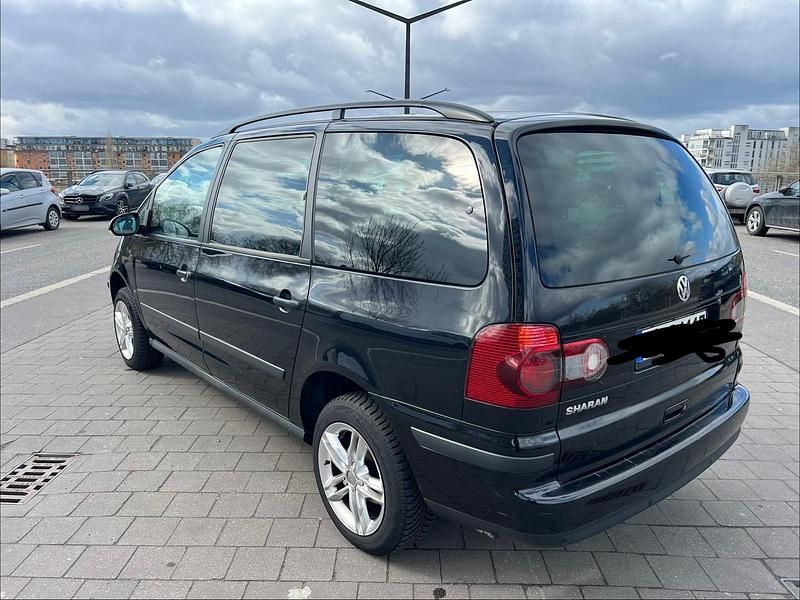Usata VW Sharan 2009 Nero Monovolume