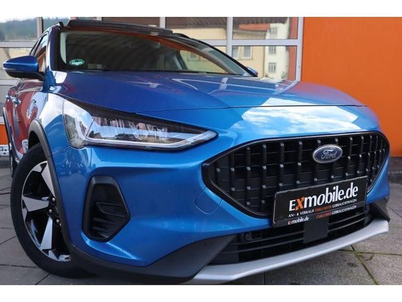 Gebraucht Ford Focus Active 120 PS (88 kW) 2023 Dynamikblau (metallic) Kombi
