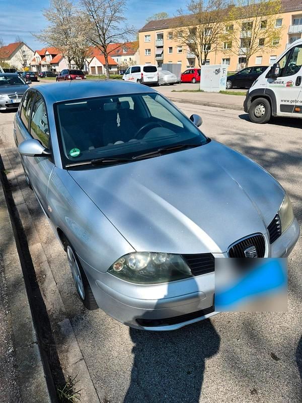 Gebraucht Seat Ibiza 75 PS (55 kW) 2004 Silber Kleinwagen
