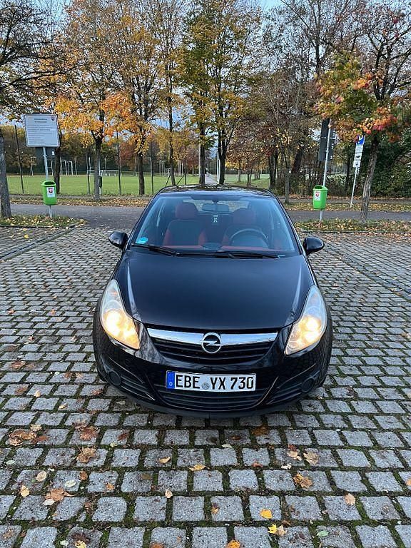 Rot Gebraucht 2008 Opel Corsa Limousine | 2.300 € (Fairer Preis) - Bild 1/4
