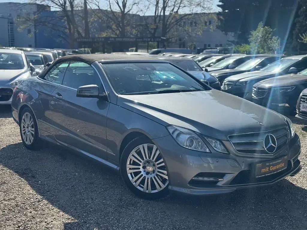 Usata Mercedes E250 204 CV (150 kW) 2013 Argento Cabrio