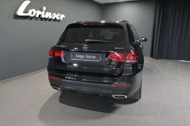 Gebraucht Mercedes GLC300 AMG 211 PS (155 kW) 2020 Schwarz schwarz SUV