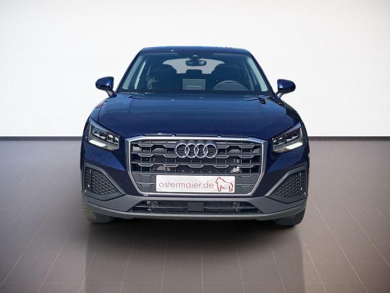 Neu Audi Q2 Comfort 150 PS (110 kW) 2025 Navarrablau SUV