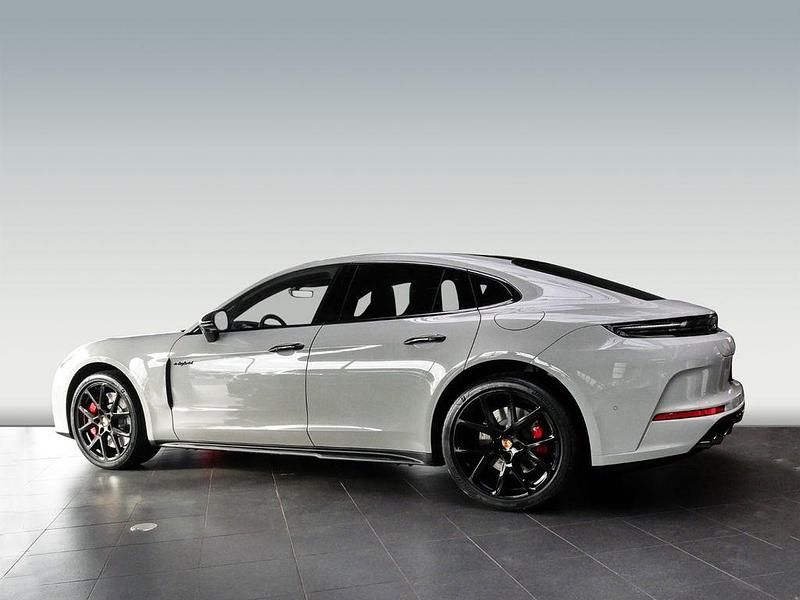 Neu Porsche Panamera 4S E-Hybrid 544 PS (400 kW) 2025 Grau Kleinwagen