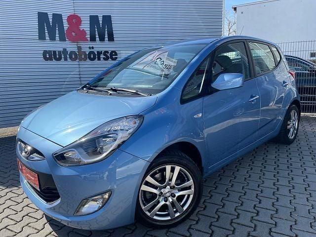 Gebraucht Hyundai ix20 Edition 125 PS (91 kW) 2014 Blau Kleinwagen