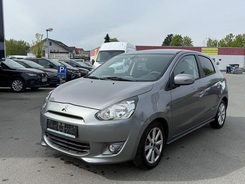 Gebraucht Mitsubishi Space Star 80 PS (58 kW) 2016 Silber Kleinwagen