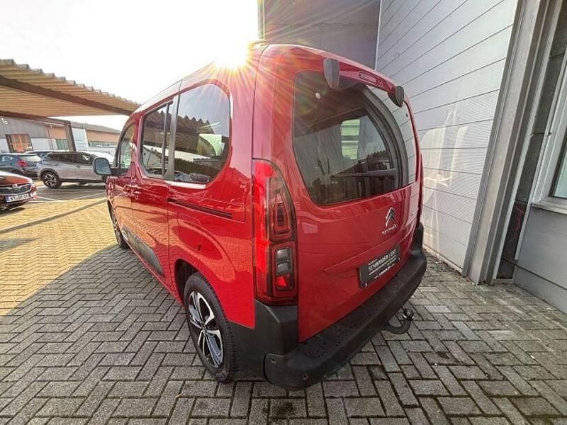 Gebraucht Citroën Berlingo Shine 110 PS (80 kW) 2018 Rot Van / Kleinbus