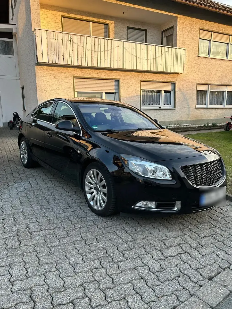 Gebraucht Opel Insignia 160 PS (117 kW) 2008 Schwarz Limousine
