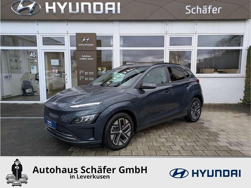 Teal blue Gebraucht 2021 Hyundai Kona Trend SUV | 20.235 € (Guter Preis) - Bild 1/4