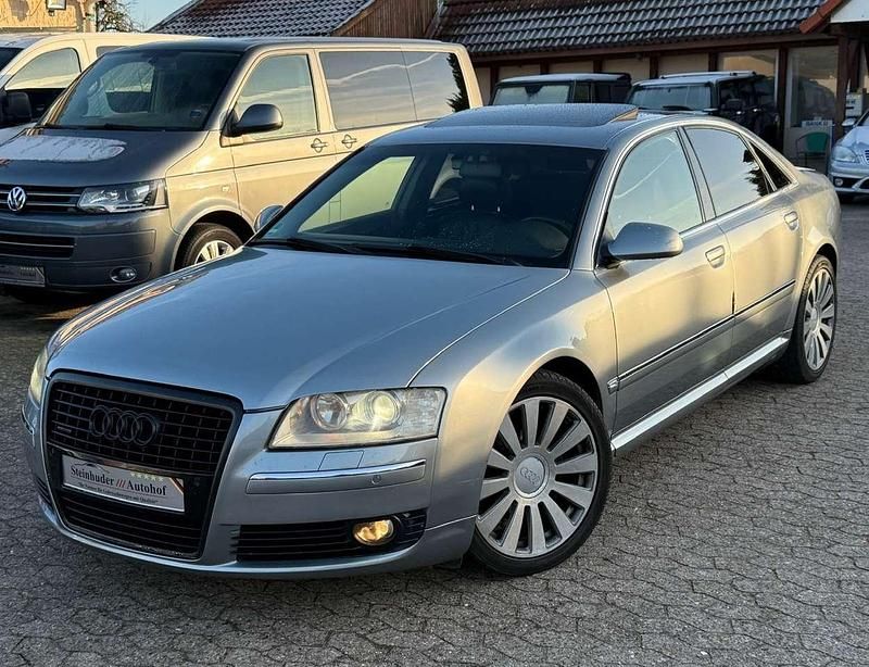 Quarzgrau metallic Gebraucht 2006 Audi A8 Limousine | 6.900 € (Guter Preis) - Bild 1/4