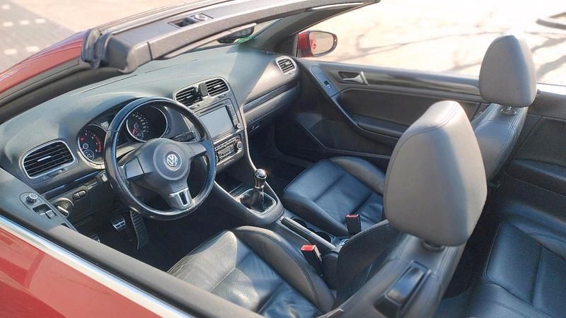 Gebraucht VW Golf Cabriolet 160 PS (117 kW) 2012 Rot Cabrio