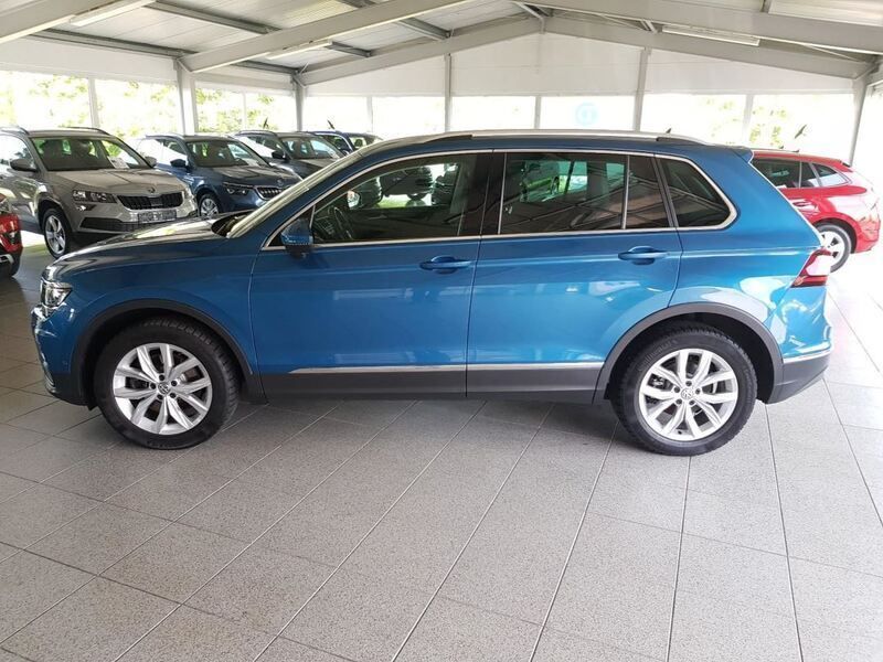Gebraucht VW Tiguan Highline 179 PS (131 kW) 2018 Caribbean blue metallic SUV