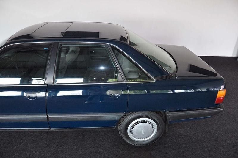 Gebraucht Audi 100 90 PS (66 kW) 1990 Blau Limousine