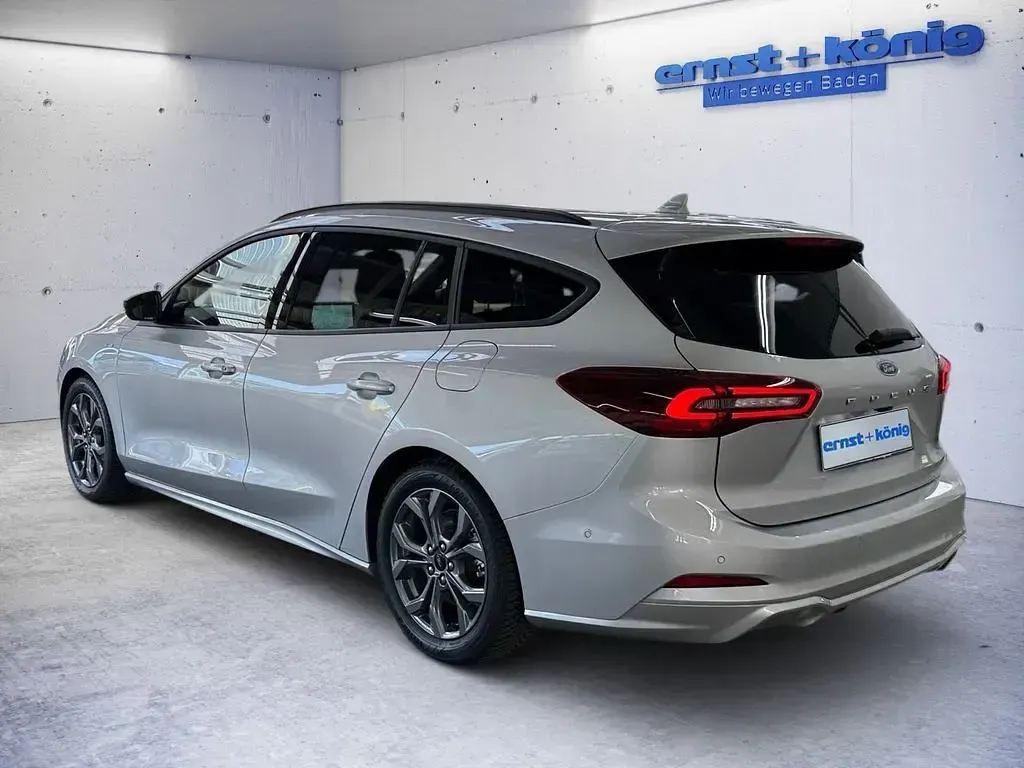 Gebraucht Ford Focus ST-Line X 155 PS (114 kW) 2025 Silber Limousine