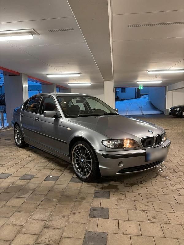 Gebraucht BMW 316 116 PS (85 kW) 2004 Silber Limousine