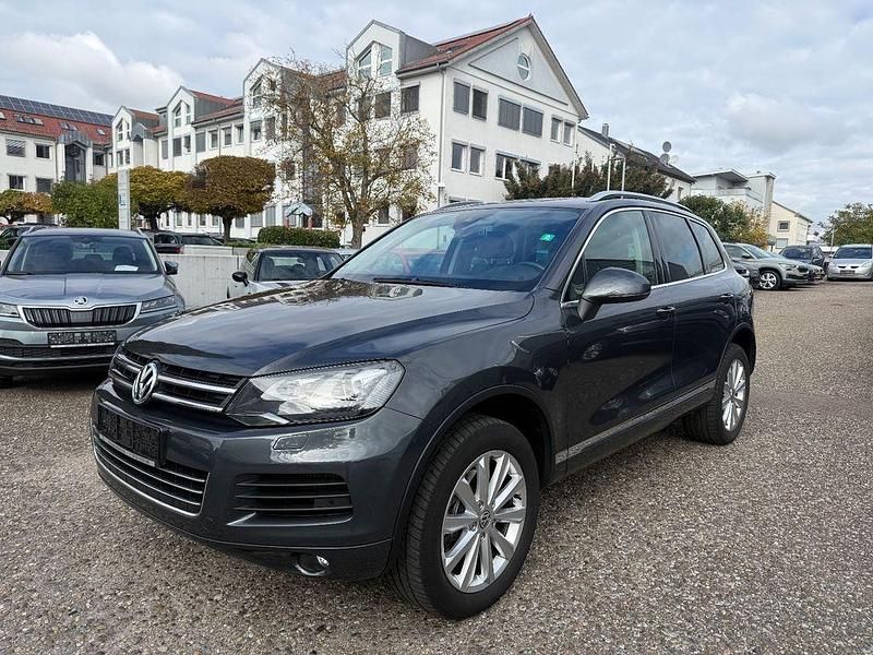 Grau Gebraucht 2012 VW Touareg SUV | 11.990 € (Guter Preis) - Bild 1/4