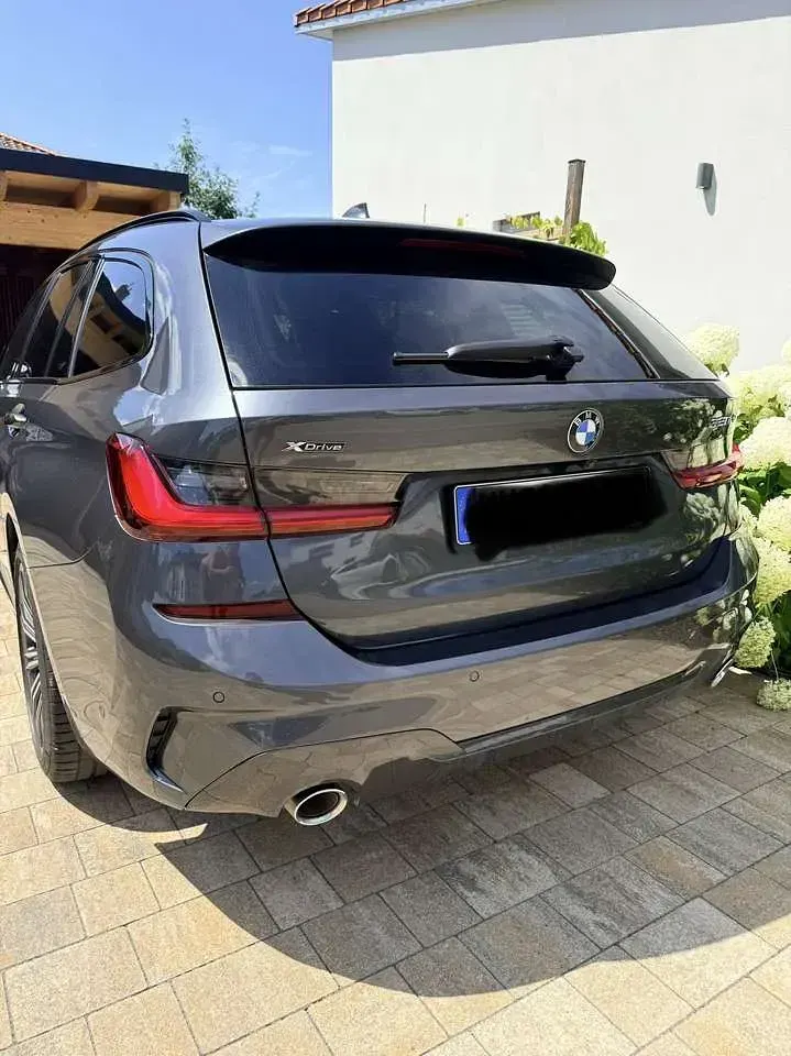 Gebraucht BMW 320 M Sport 190 PS (139 kW) 2020 Grau Kombi