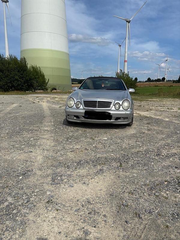 Silber Gebraucht 2001 Mercedes CLK230 Cabrio | 1.900 € (Superpreis) - Bild 1/4