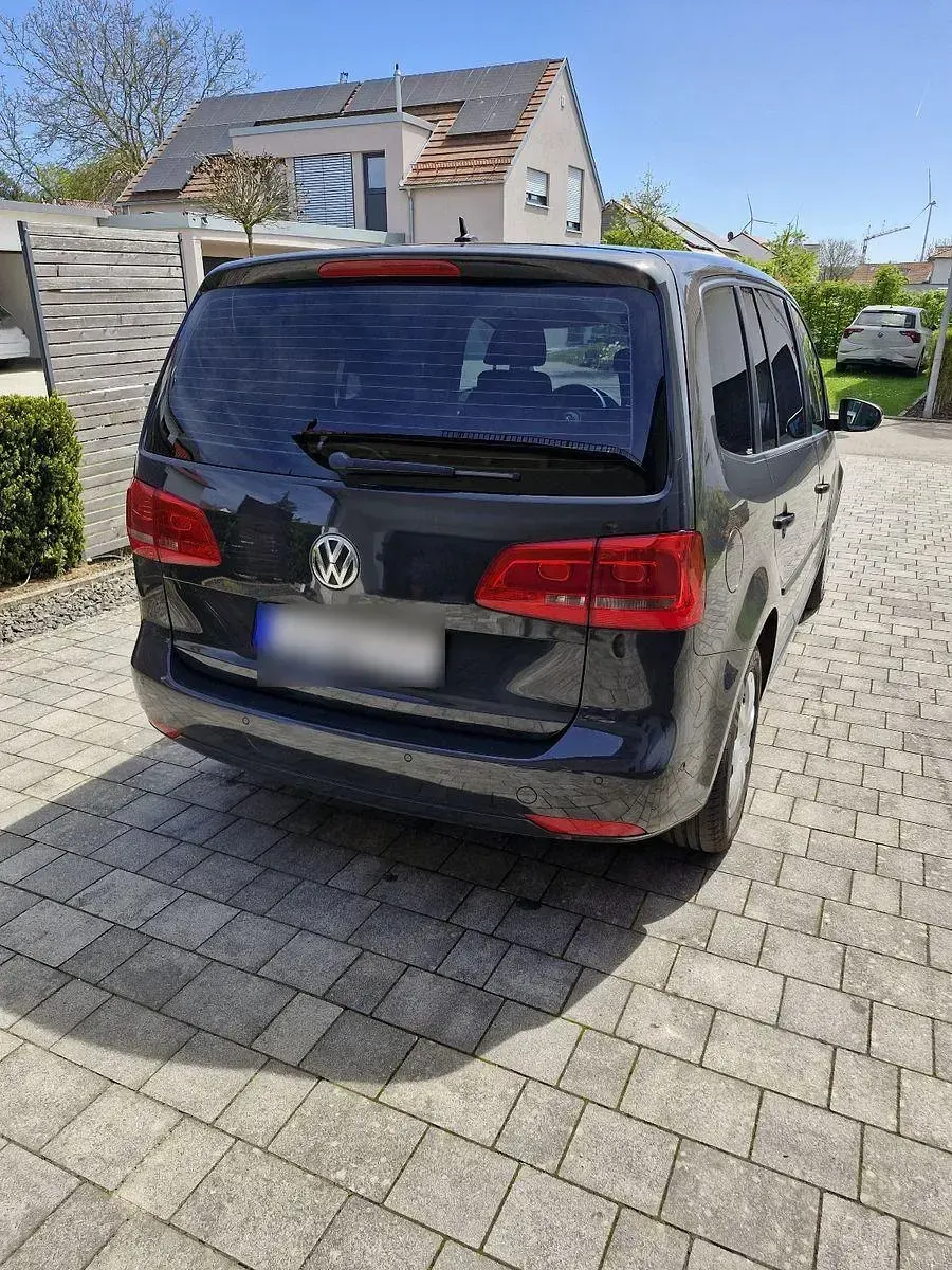 Gebraucht VW Touran 105 PS (77 kW) 2014 Grau Van / Kleinbus