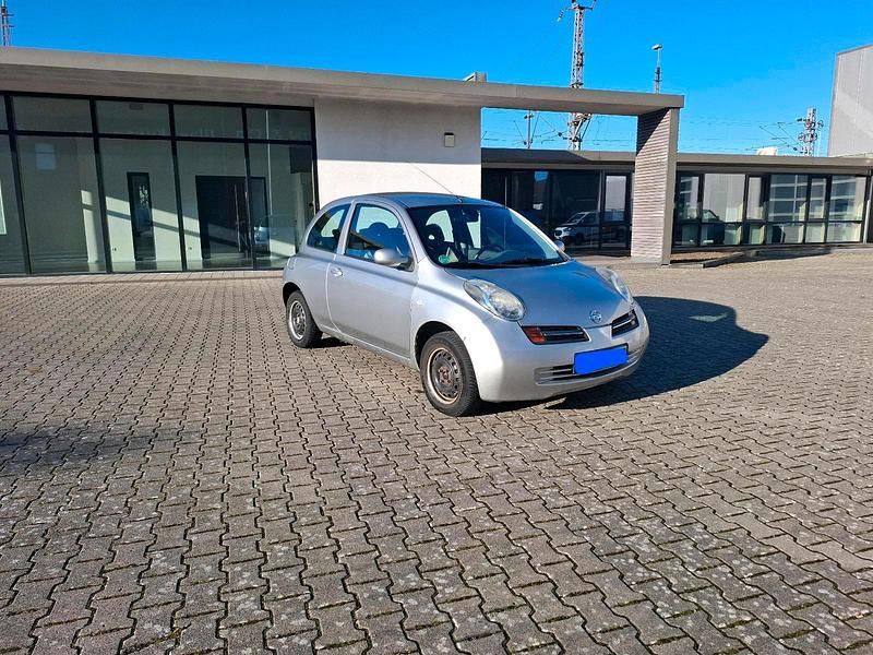 Gebraucht Nissan Micra 88 PS (64 kW) 2003 Silber Kleinwagen
