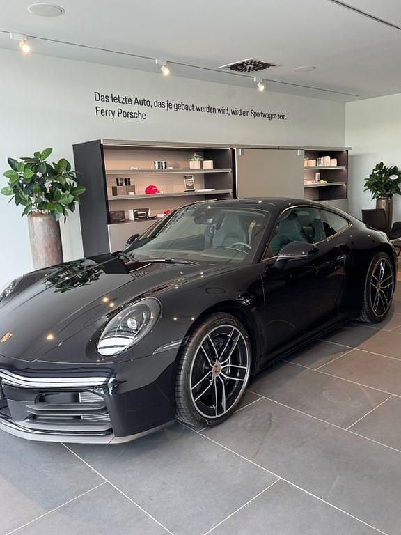 Schwarz Gebraucht 2025 Porsche 911 Carrera Coupé | 143.500 € - Bild 1/4