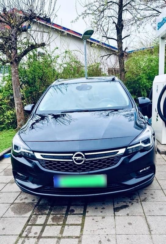 Gebraucht Opel Astra 160 PS (117 kW) 2016 Schwarz Kombi