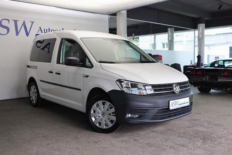 Weiß Gebraucht 2019 VW Caddy Van / Kleinbus | 19.980 € (Etwas zu teuer) - Bild 1/4
