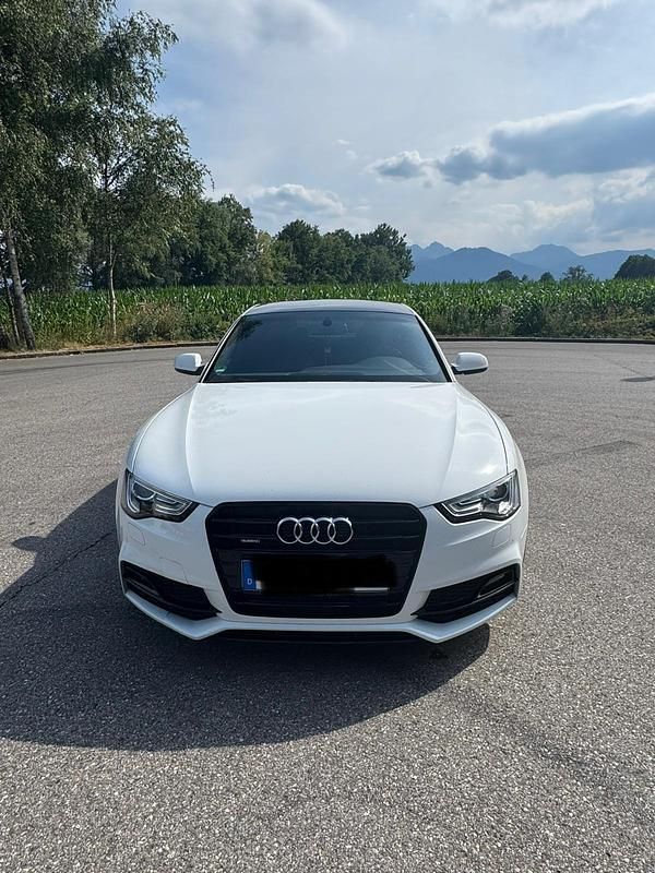 Weiß Gebraucht 2016 Audi A5 Coupé | 14.500 € (Superpreis) - Bild 1/4