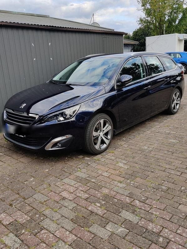 Blau Gebraucht 2015 Peugeot 308 Kombi | 5.950 € - Bild 1/4