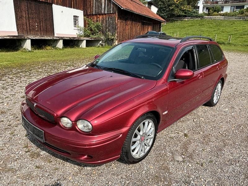 Rot Gebraucht 2008 Jaguar X-type Kombi | 699 € (Superpreis) - Bild 1/4