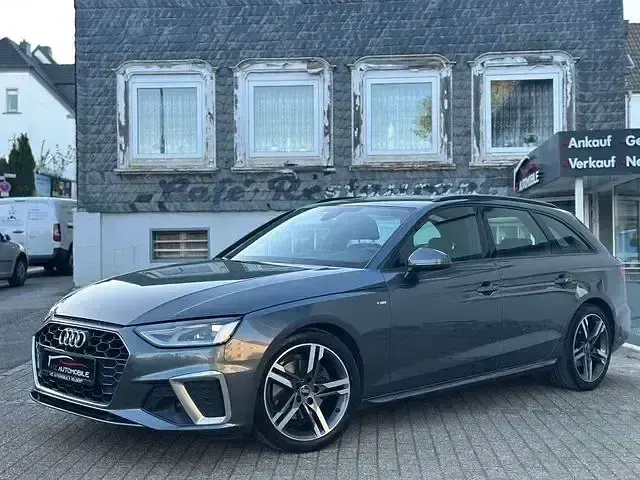 Gebraucht Audi A4 S-Line 163 PS (119 kW) 2023 Daytonagrau perleffekt Kombi