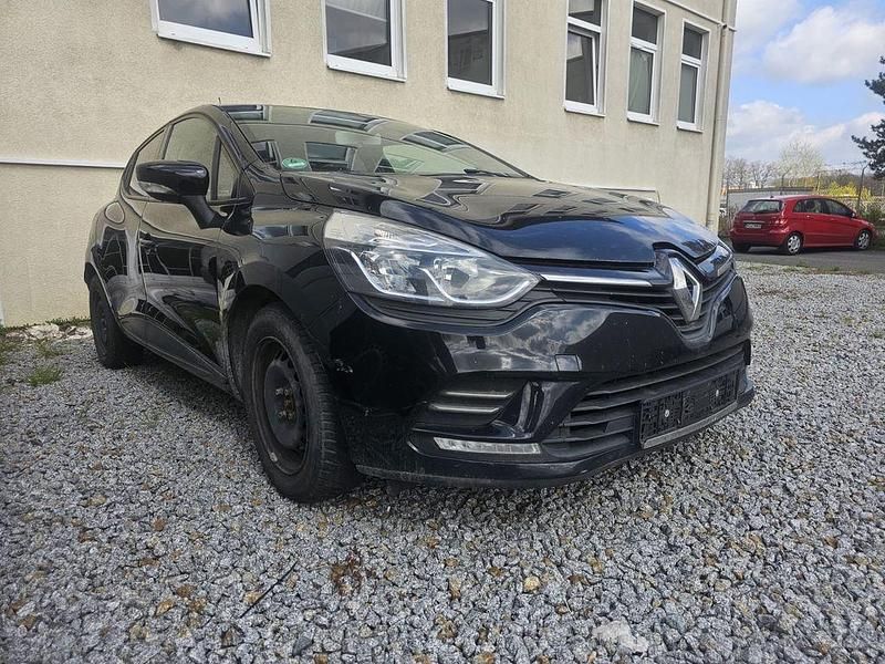 Gebraucht Renault Clio 75 PS (55 kW) 2016 Schwarz Pickup