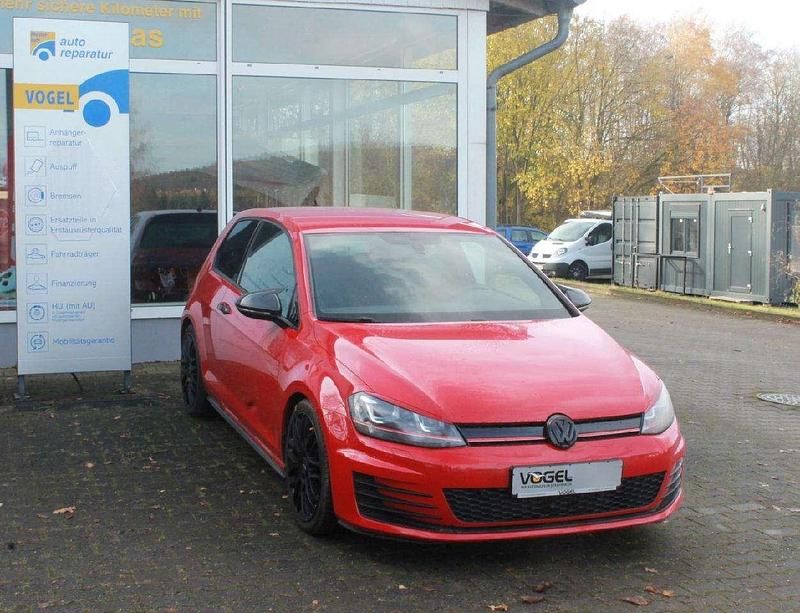 Tornadorot Gebraucht 2013 VW Golf VII GTI Limousine | 15.099 € (Fairer Preis) - Bild 1/4