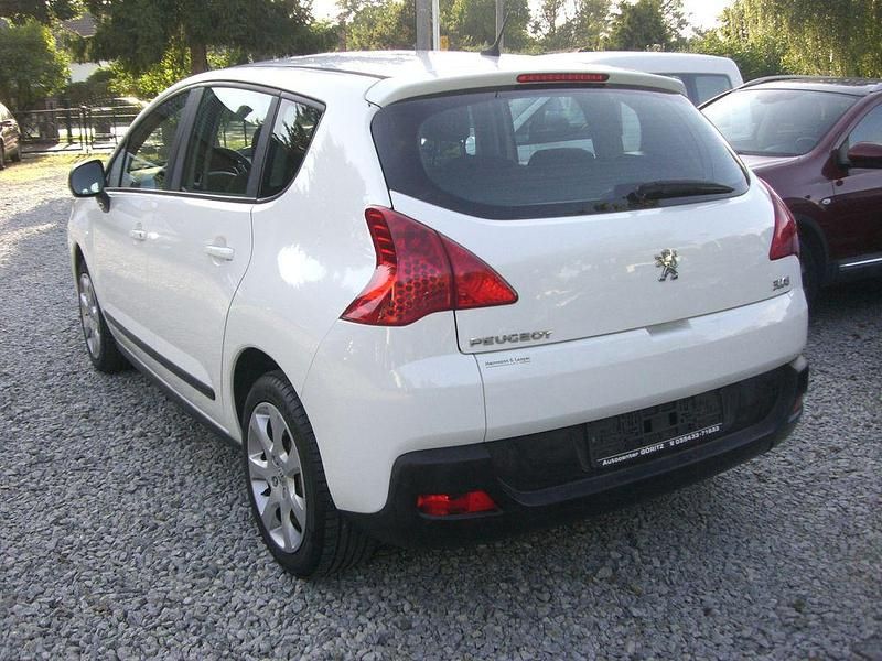 Gebraucht Peugeot 3008 Access 120 PS (88 kW) 2013 Weiß Van / Kleinbus