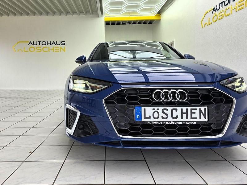 Gebraucht Audi A4 Ambiente 136 PS (100 kW) 2022 Blau Limousine