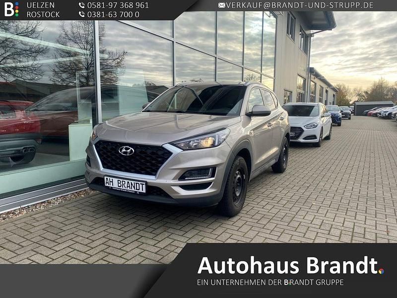Silber Gebraucht 2019 Hyundai Tucson Trend SUV | 17.290 € (Guter Preis) - Bild 1/4