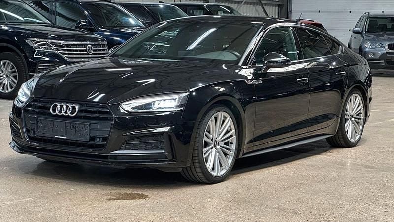 Schwarz Gebraucht 2018 Audi A5 Sport Coupé | 20.600 € (Etwas zu teuer) - Bild 1/4