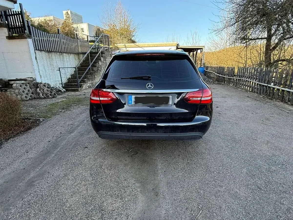 Gebraucht Mercedes C220 170 PS (125 kW) 2016 Schwarz Kombi