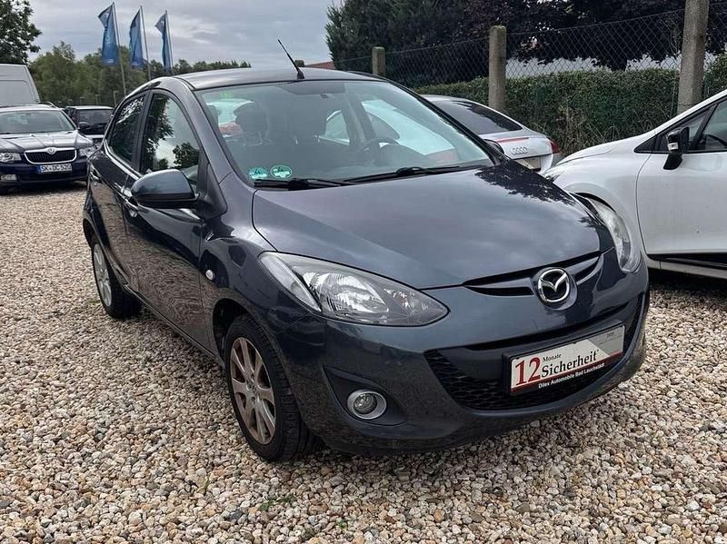 Grau Gebraucht 2011 Mazda 2 Active Kleinwagen | 5.999 € (Teuer) - Bild 1/4