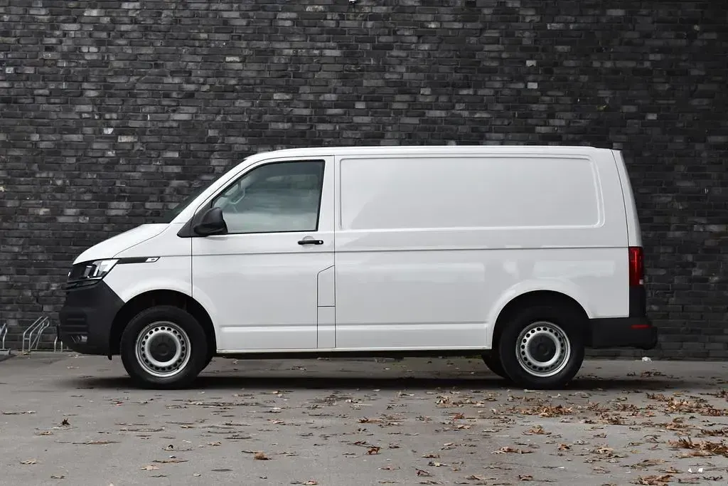 Gebraucht VW Transporter 150 PS (110 kW) 2020 Weiß Van
