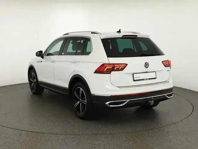Gebraucht VW Tiguan Elegance 190 PS (139 kW) 2021 Weiß SUV
