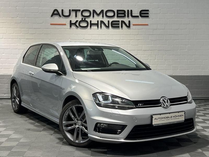 Silber Gebraucht 2014 VW Golf VII Cup Limousine | 10.990 € (Etwas zu teuer) - Bild 1/4