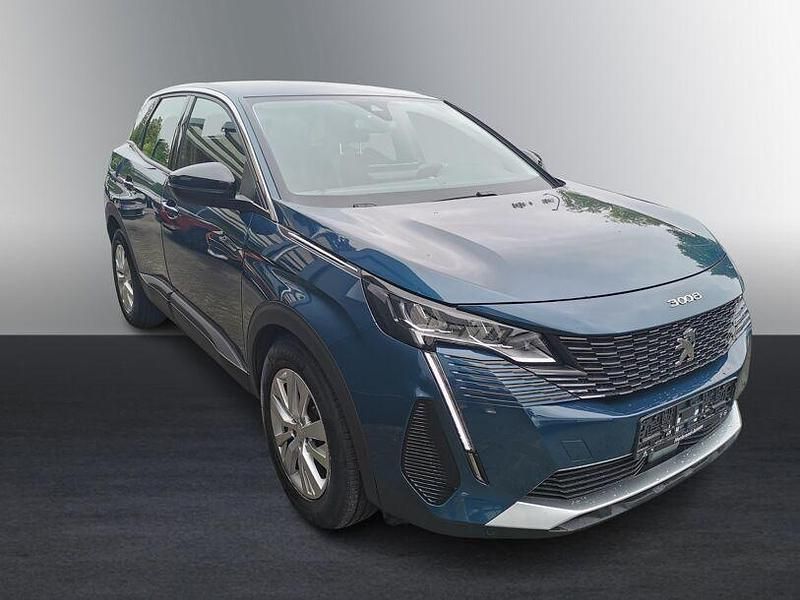 Gebraucht Peugeot 3008 Active 131 PS (96 kW) 2022 Lackierung blau celebes/metall SUV