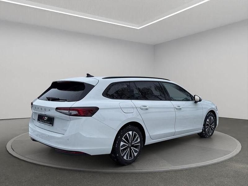 Gebraucht Skoda Superb Selection 193 PS (141 kW) 2025 Weiß Kombi