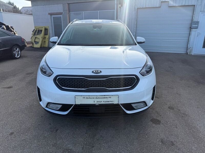 Gebraucht Kia Niro Vision 105 PS (77 kW) 2016 Weiß SUV