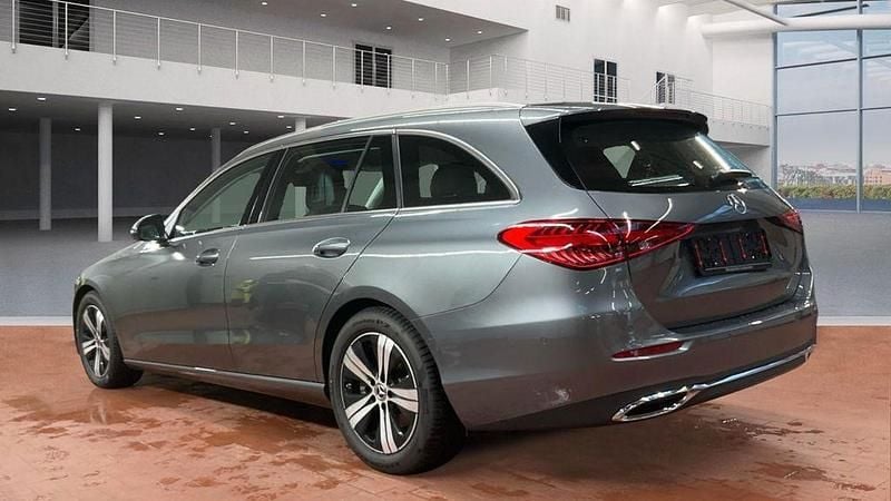 Gebraucht Mercedes C180 170 PS (125 kW) 2025 Grau Limousine