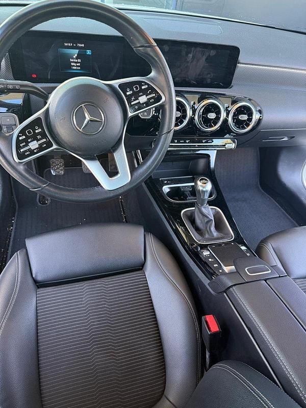 Gebraucht Mercedes A200 163 PS (119 kW) 2021 Weiß Limousine