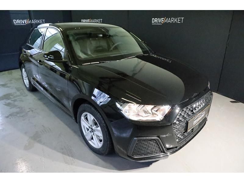 Schwarz Gebraucht 2024 Audi A1 Sportback S-Line Kleinwagen | 24.480 € (Fairer Preis) - Bild 1/4